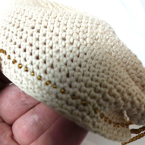 Vintage Hand-Crocheted Pillbox Fascinator Hat with golden beaded tussle - Picture 8 of 12